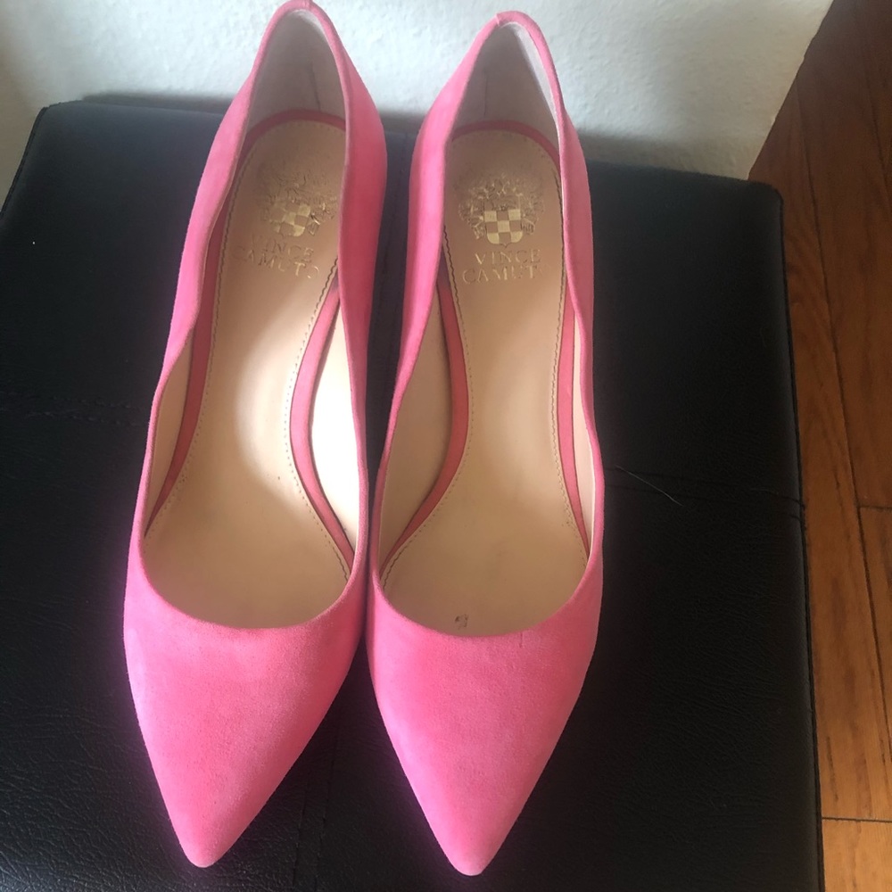 Vince camuto pink heels